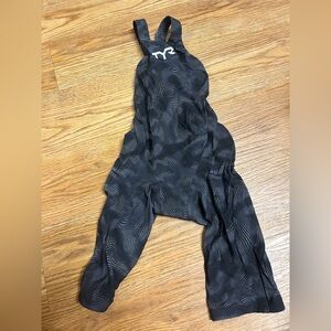 TYR Black tech suit